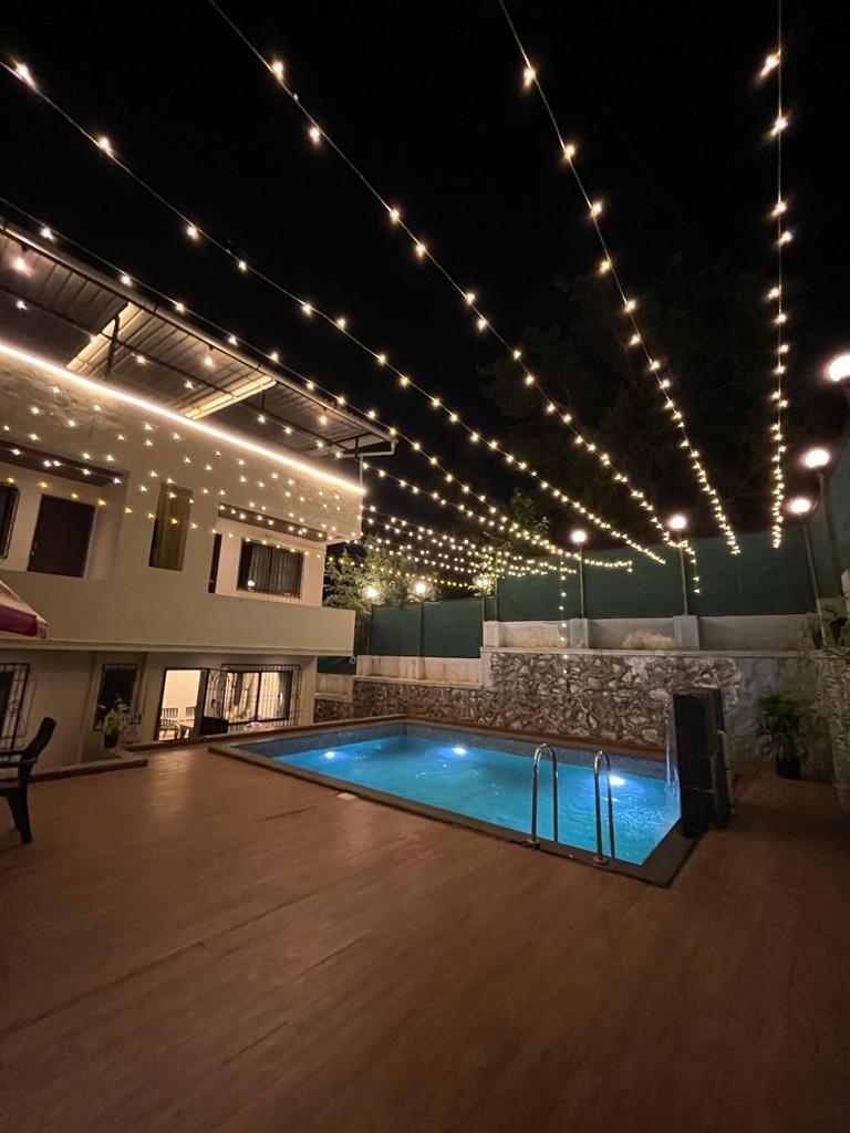 Vantage Hotels & Resorts